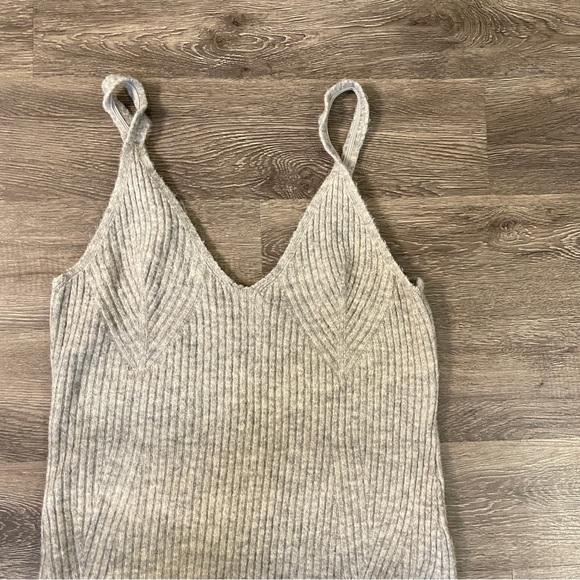 H&M Rib-knit Dress - Picture 3 of 9